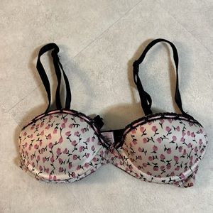 Victoria Secrets Bra